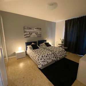 Ytha Housse Centro Guest house
