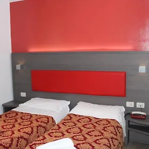 Center 2 Szálloda