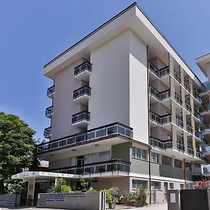 https://hotel-rondinella.emilia-romagnahotels.net