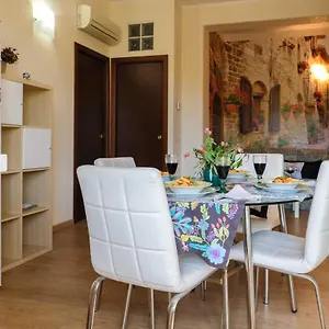 Azzurra Apartment